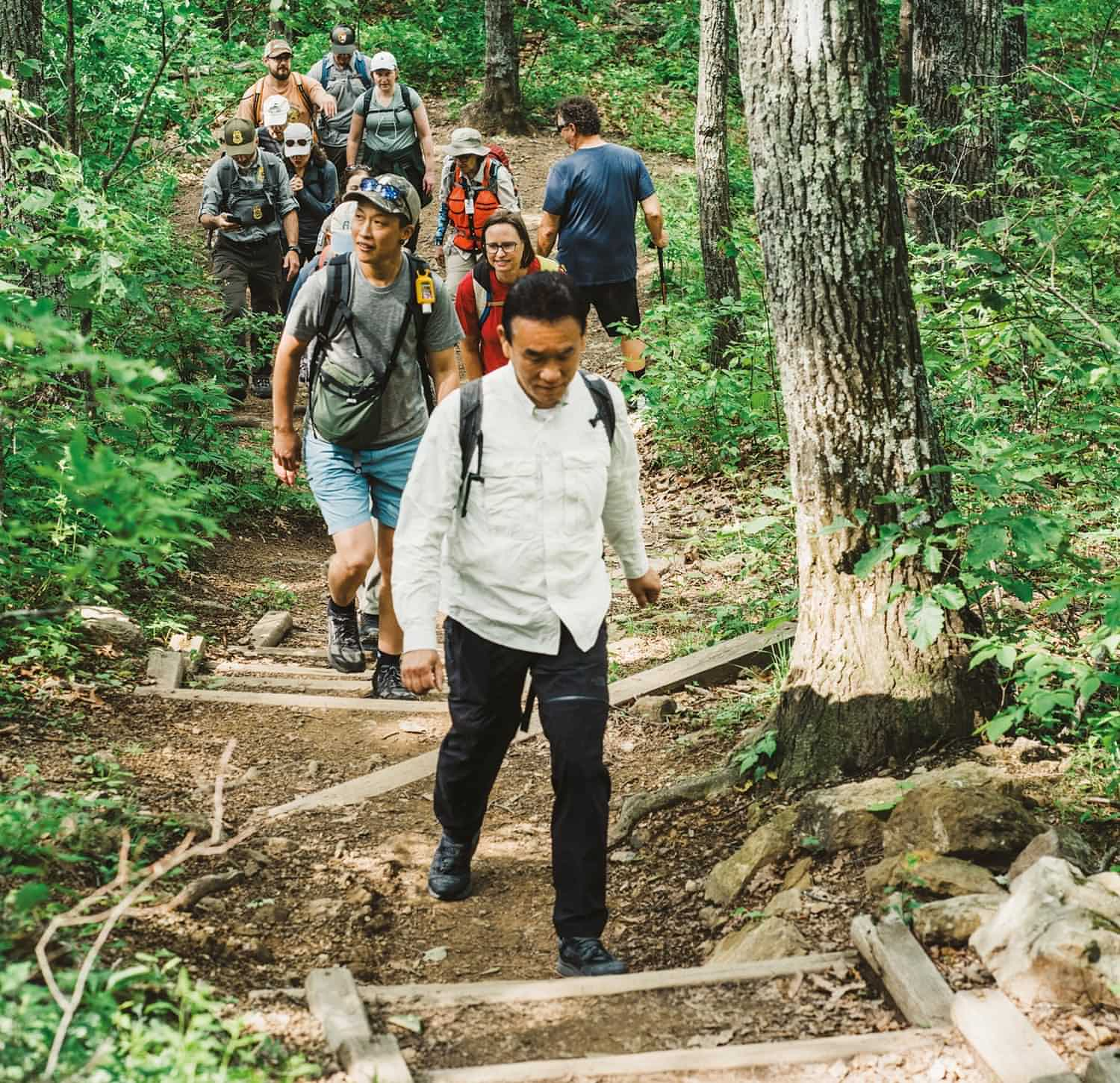 other hikers along with the Shinetsu Trail Club representatives travel together along the A.T.