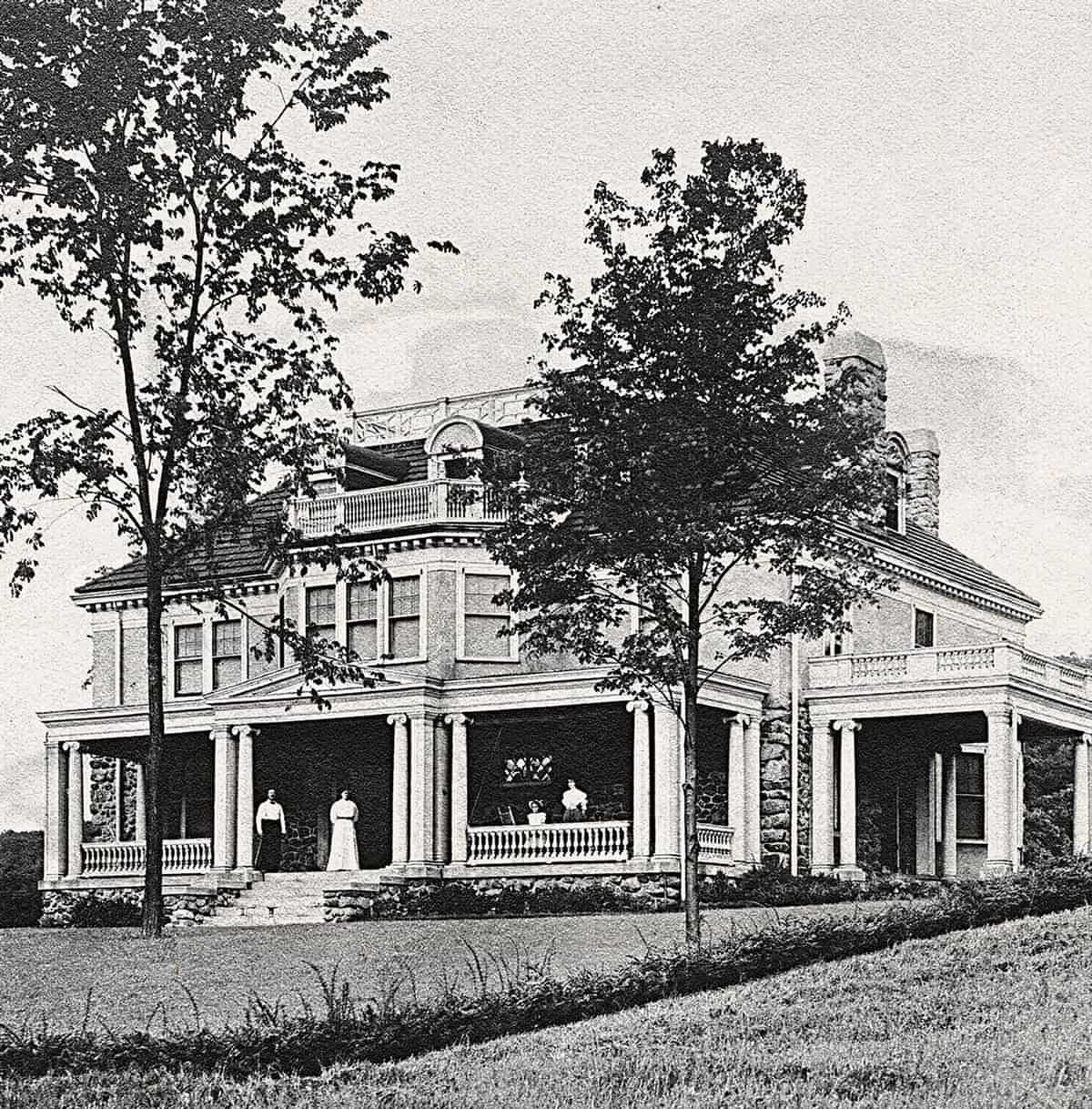 black and white photo of the Hudson Farm in its earlier days